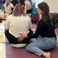 Expérimentation corporelle, écoute par le toucher